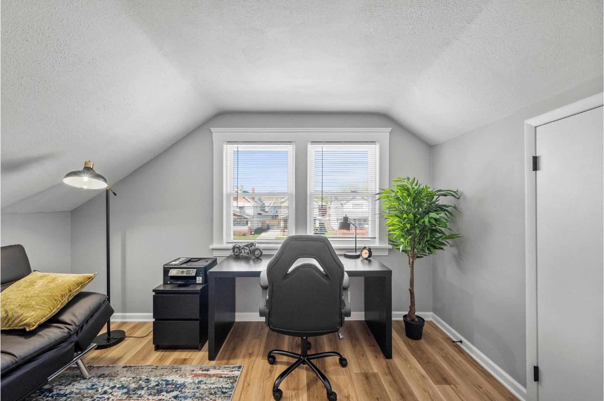 Amazing Parma Home King Bed Full Office Room Dış mekan fotoğraf